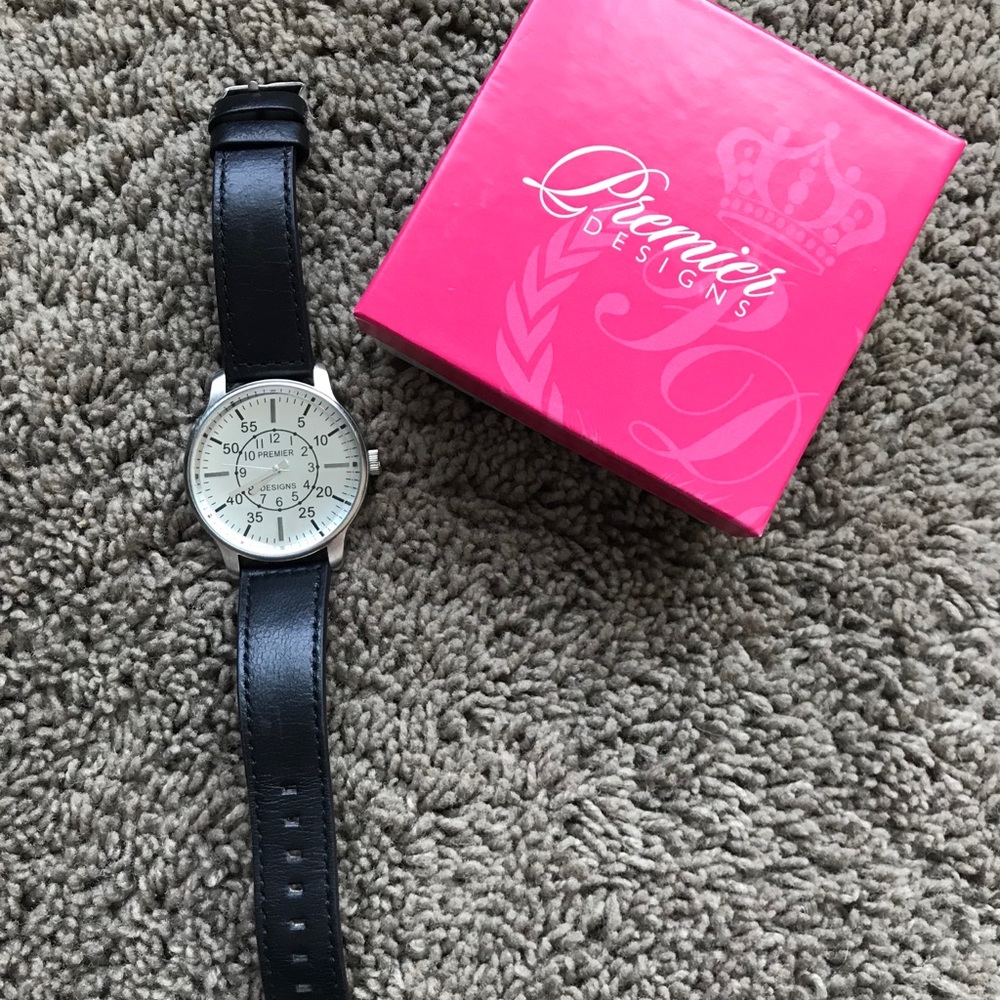 Premier designs men’s face watch